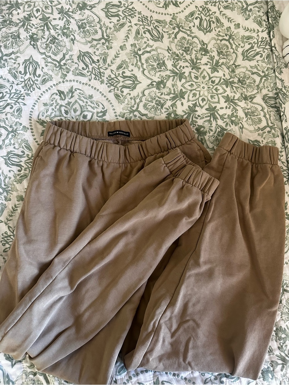 Tan brandy Melville sweatpants
